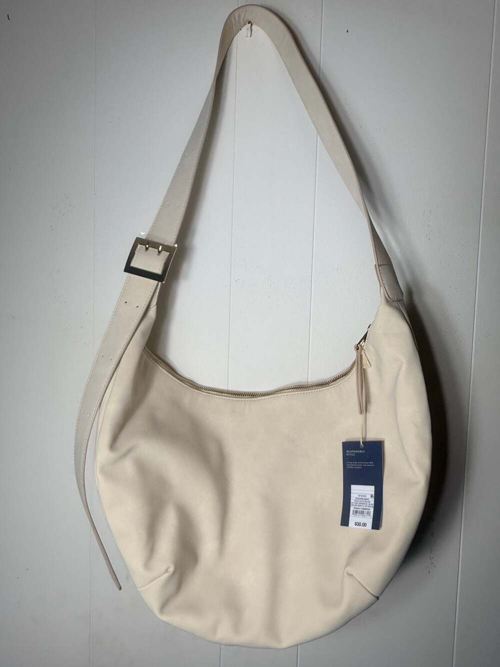 NWTUniversal Thread Slouchy Crescent Shoulder Bag Cream